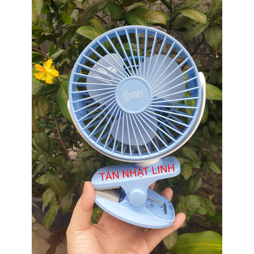 Quạt sạc comet CRF0705 hàng chính hãng bảo hành 12 tháng