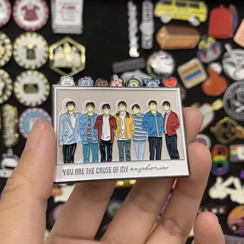 Huy hiệu cài áo BTS Euphoria | Pins kim loại [thiết kế độc quyền]