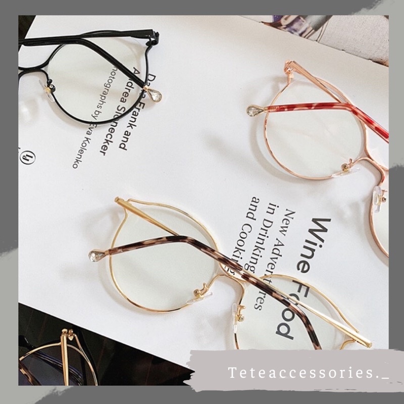 Kính mắt cận thời trang kiểu cách mới