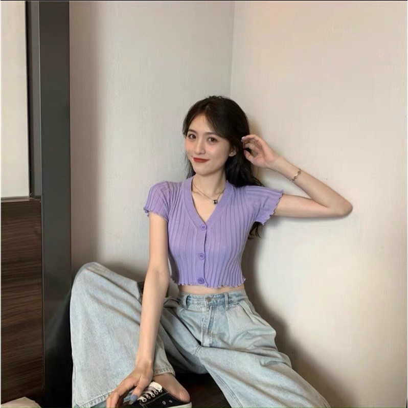 Áo len cộc tay croptop 3 cúc cài hót hit