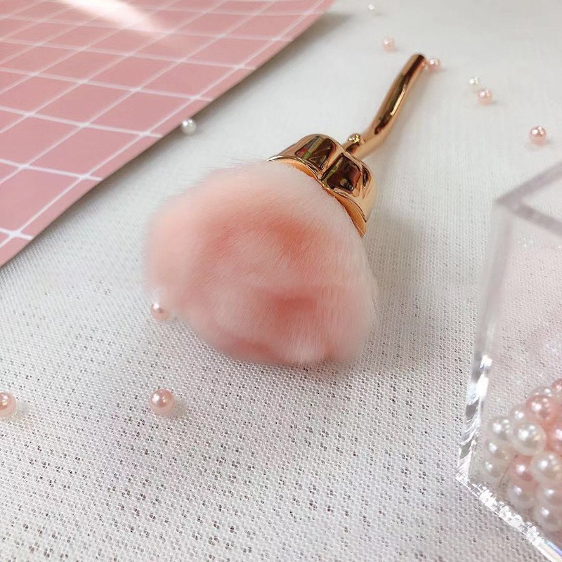 [Hàng mới về] Chổi hình cành hoa hồng dùng để phủi bụi sơn móng tay kích thước 18x6x2cm