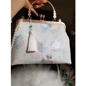 Túi xách ren thêu phong cách cổ trang