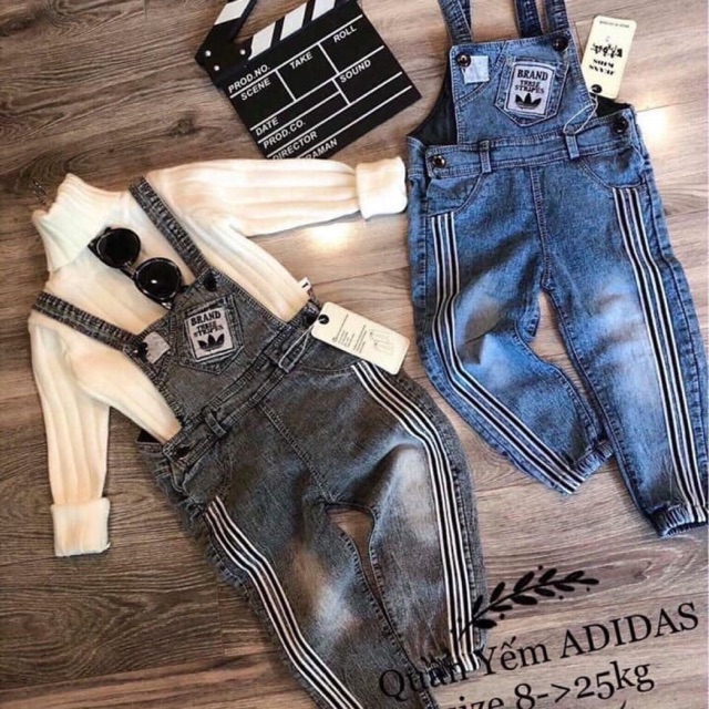 Yếm bò adidas trai gái