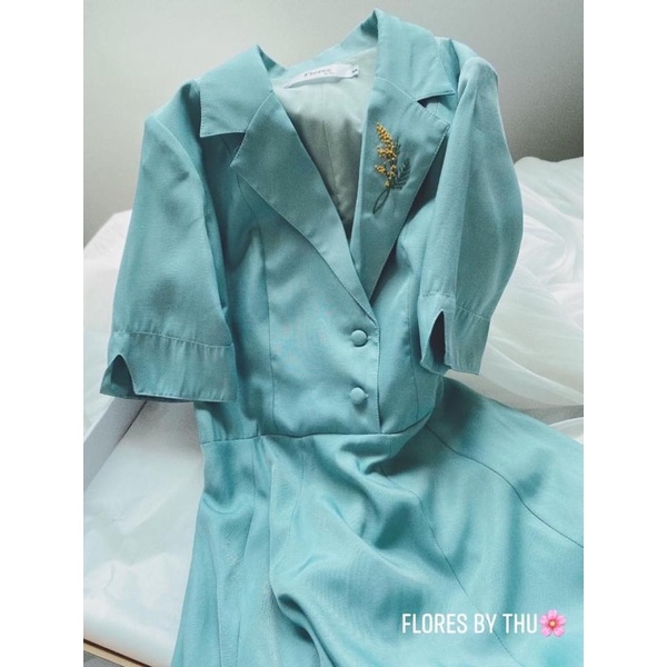 Váy nữ cổ vest Vintage thêu tay hoa ve áo thanh lịch xanh Flores by thu