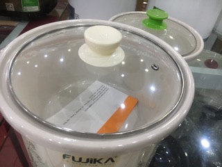 Nồi nấu chậm Fujika 2,5l