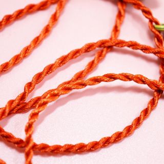 Vòng tay chỉ đỏ 12 con giáp