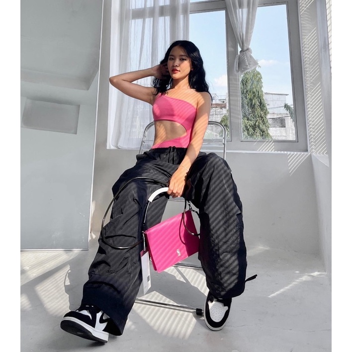 - bodysuit khoéc eo