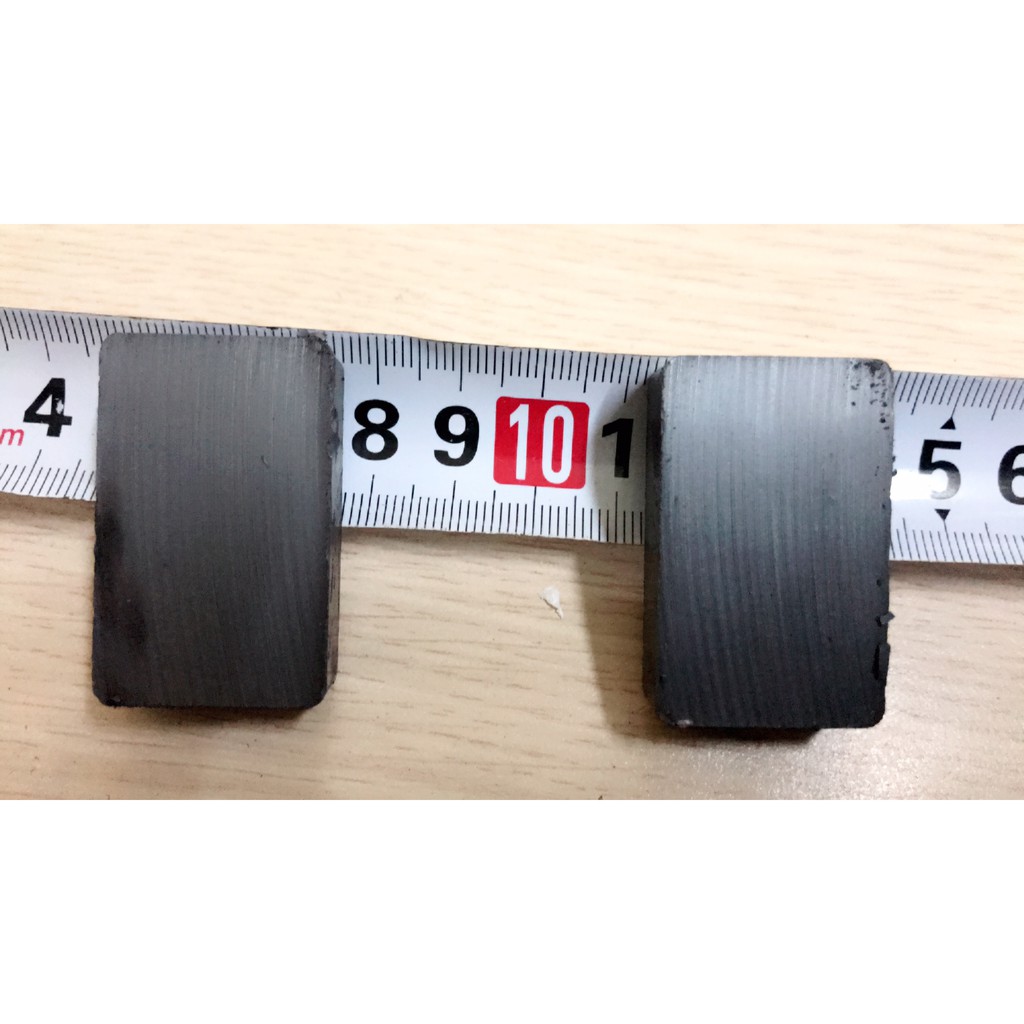 Nam châm ferrite khối 40x25x10mm