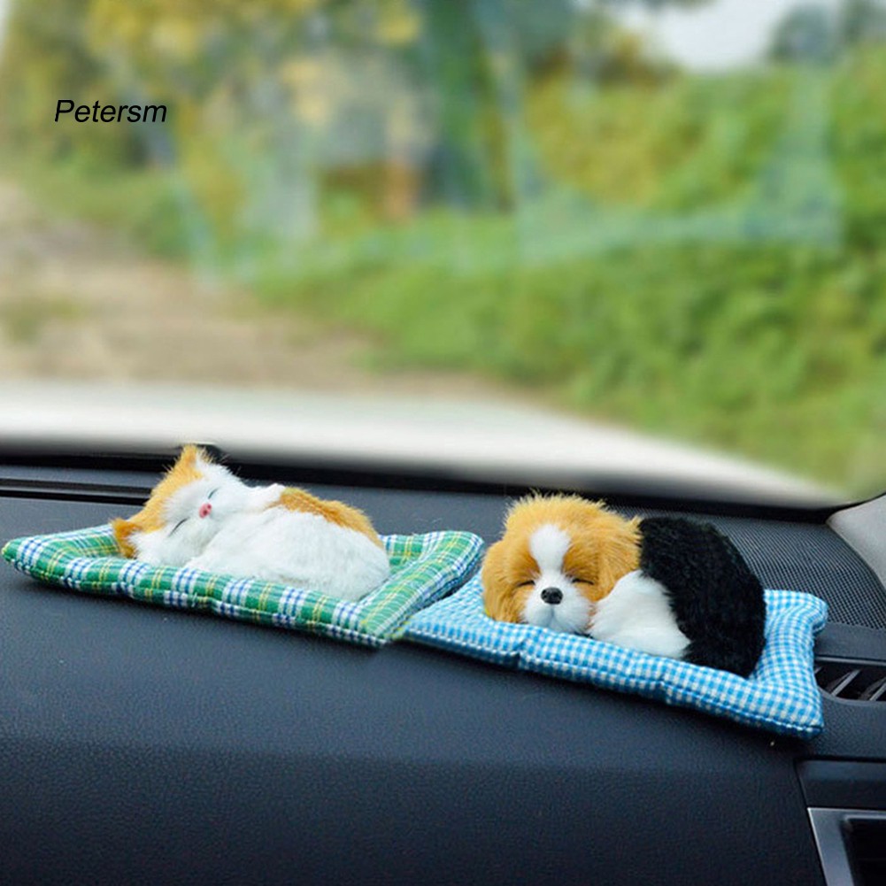 Đồ trang trí xe hơi hình chú mèo nằm ngủ trên xe đáng yêu