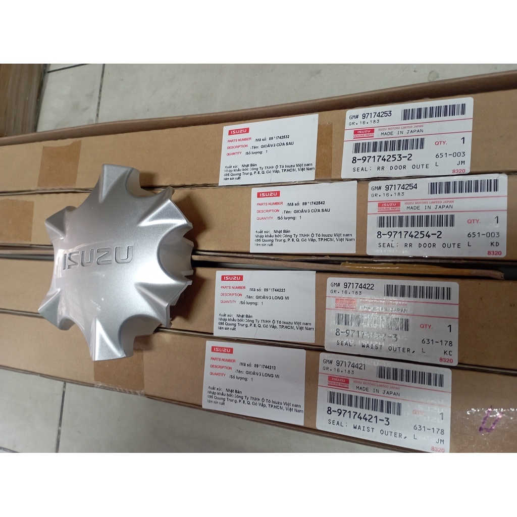 Nắp chụp mâm bánh xe ISUZU Hilander hàng chính hãng