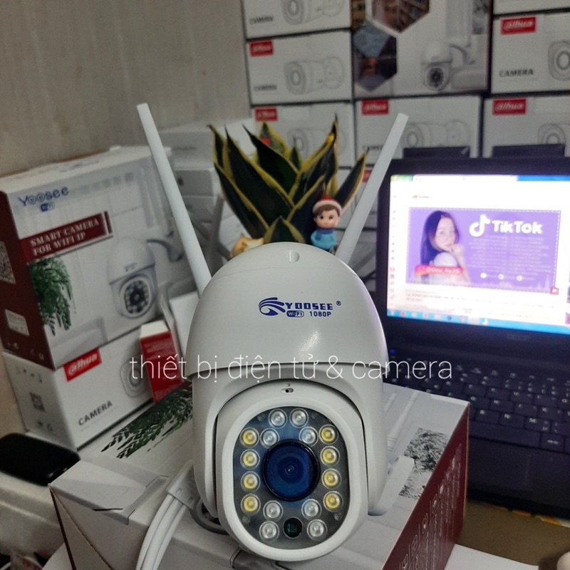 Camera Wifi Yoosee PTZ  ngoài trời,xoay 360 độ,đàm thoại 2 chiều,xem đêm có màu phát hiện chuyển động
