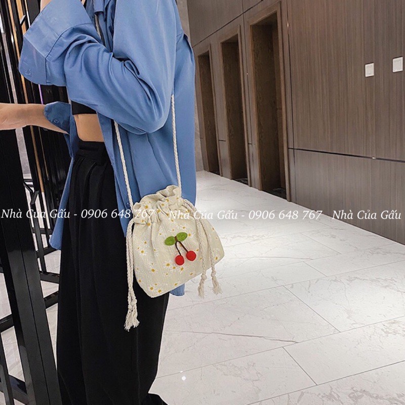 Túi cói hoa cúc nhí cherry đeo chéo nữ xinh hông nè
