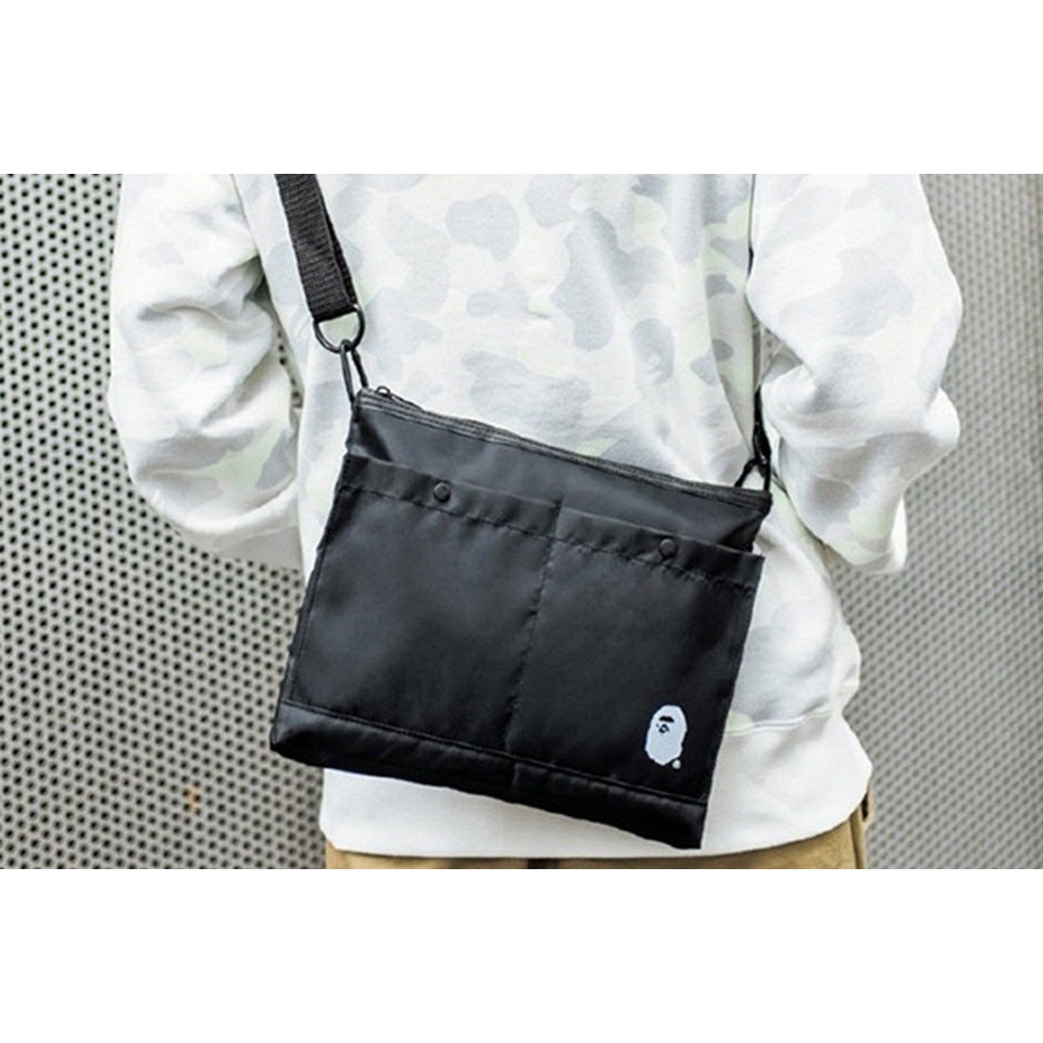 Túi Messenger Bape