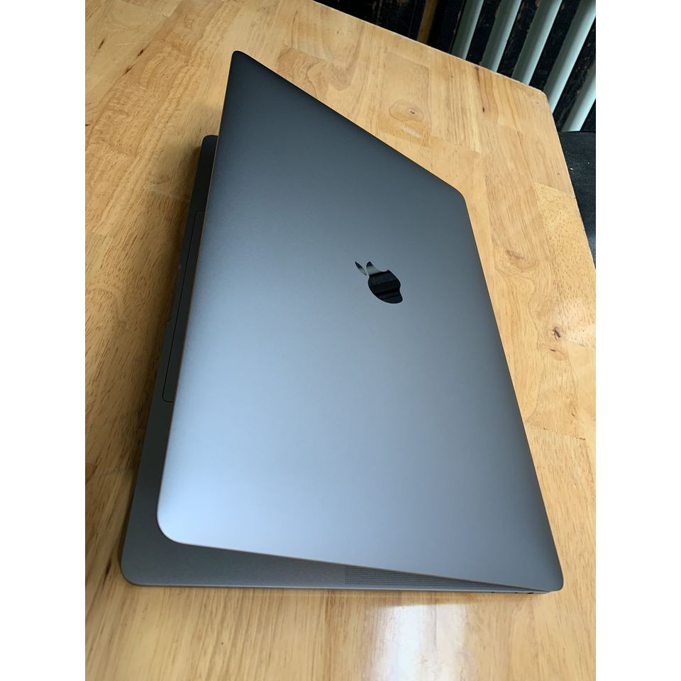 Macbook Pro 2017 MPTR2