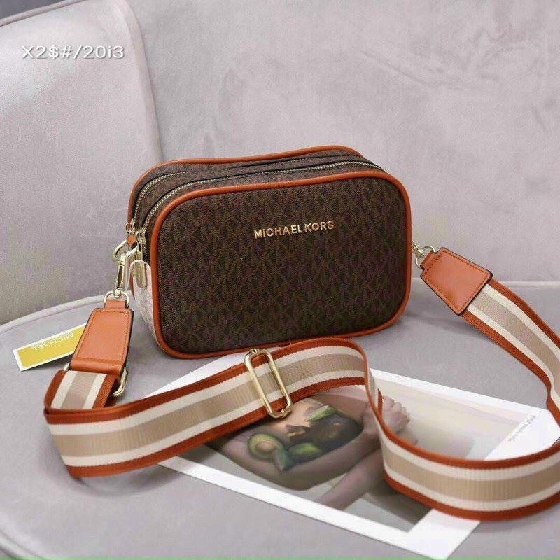 Túi xách dáng hộp m.k 2 khoá dây thể thao năng động