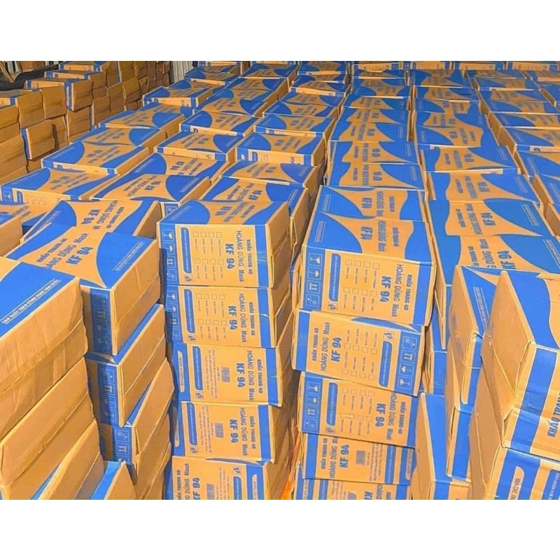 1 THÙNG KHẨU TRANG KF94 HOÀNG DŨNG ( 300 CÁI)