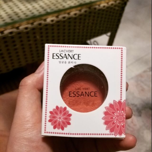 Phấn má hồng essance