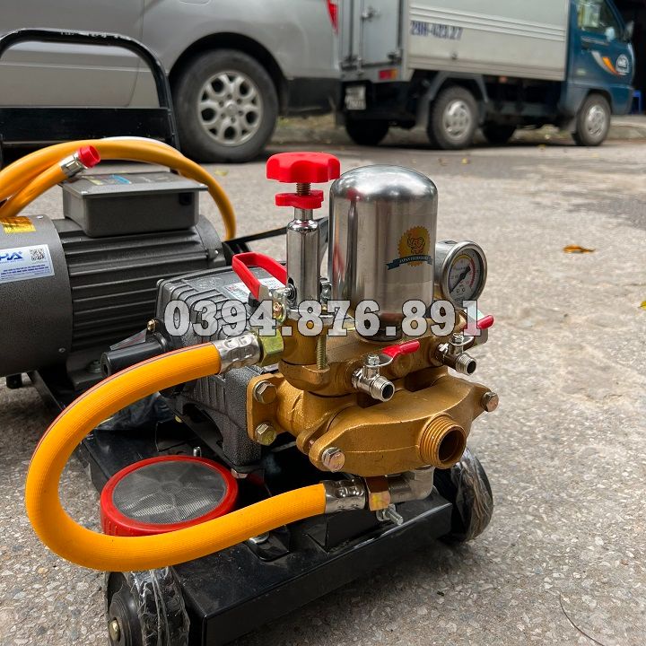 Máy Rửa Xe Dây Đai 3Kw