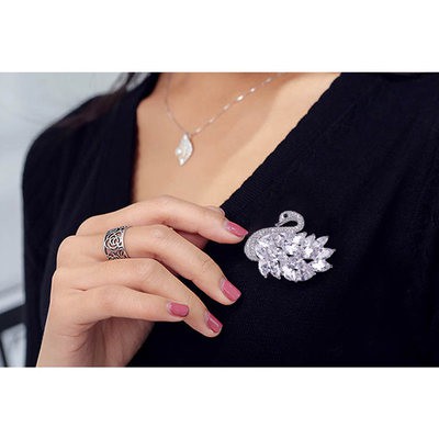 Moonstone Swan Trâm nữ cao cấp cảm giác Trâm cổ điển Ghim Áo khoác phù hợp với áo sơ mi Khóa Hoang Dã phụ kiện Quà Tặng