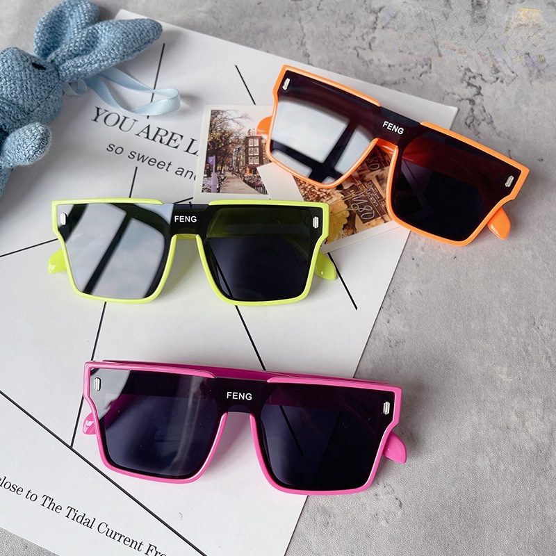 Kính Mát Gọng Vuông Cỡ Lớn Chống Gió Màu Vàng Thời Trang Retro Cho Bé