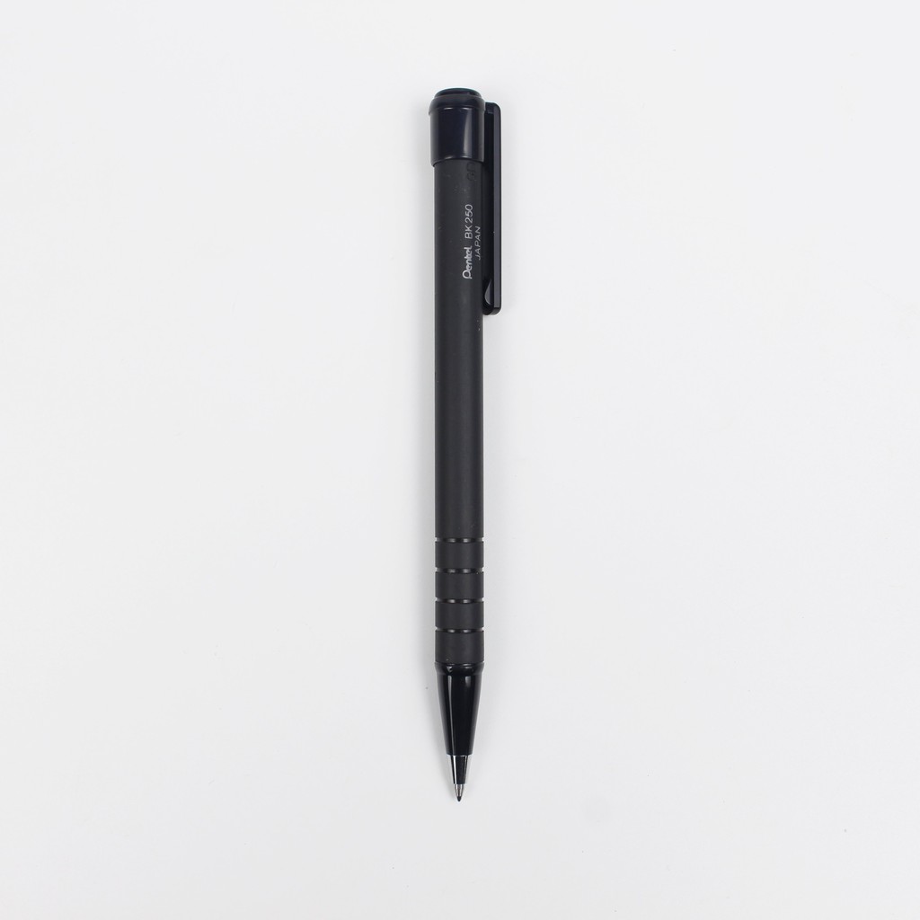 Bút bi màu đen Nhật Pentel BK250A (ngòi 0.7mm)/Mực bi êm mượt/Có ruột thay thế