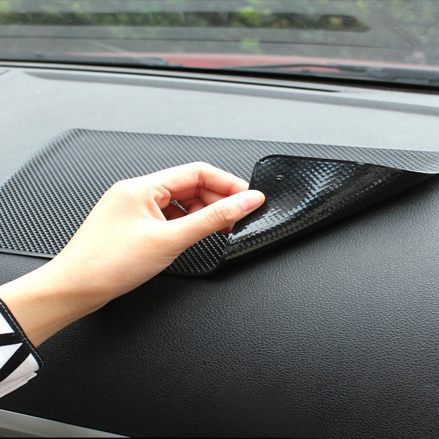 Tấm Lót Chống Trượt Trên Xe Ô Tô Cỡ Lớn Chất Liệu Silicon Cao Cấp