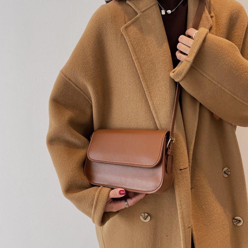 Túi xách IELGY đeo chéo hình vuông nhỏ kiểu dáng đơn giản thach lịch