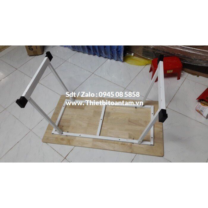 Bàn Gỗ Cao Su cho bé chân gấp được