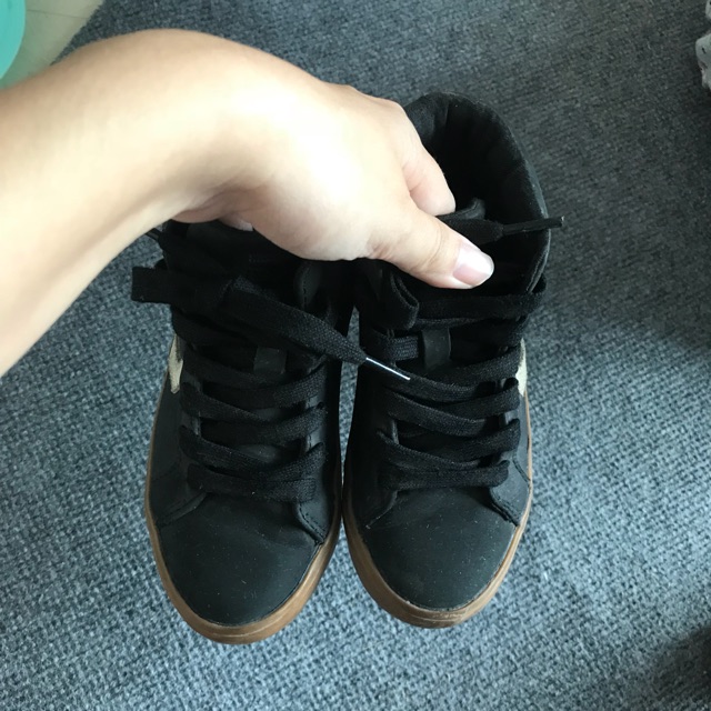 Thanh lý giày sneaker Next