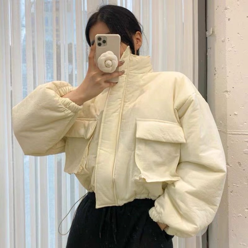 Áo khoác phao dáng ngắn croptop