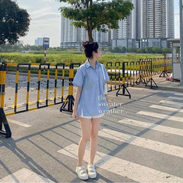 Áo sơ mi xẻ tà vạt hai bên cài cúc sườn cách điệu đủ màu siêu hot