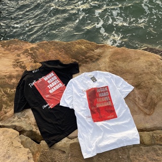Áo phông unisex nam nữ form rộng slogan work hard rhodi