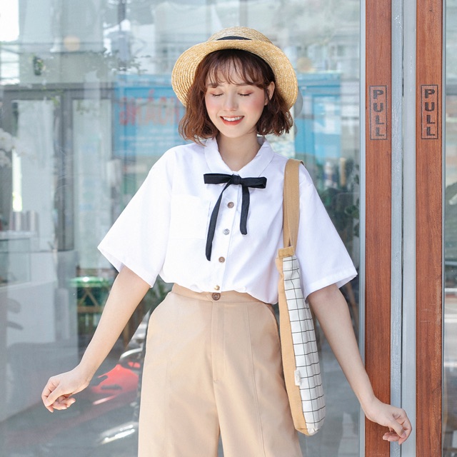 Áo sơ mi cơ bản tay ngắn kèm dây nơ -  Signature button shirt - SODA POP