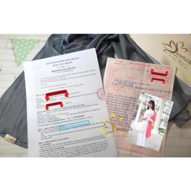 Khăn Mùi Xoa  Thêu Tay Cỏ 4 Lá - Quà Tặng May Mắn