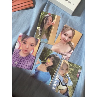 thẻ ảnh sưu tầm nhóm nhạc Twice chính hãng