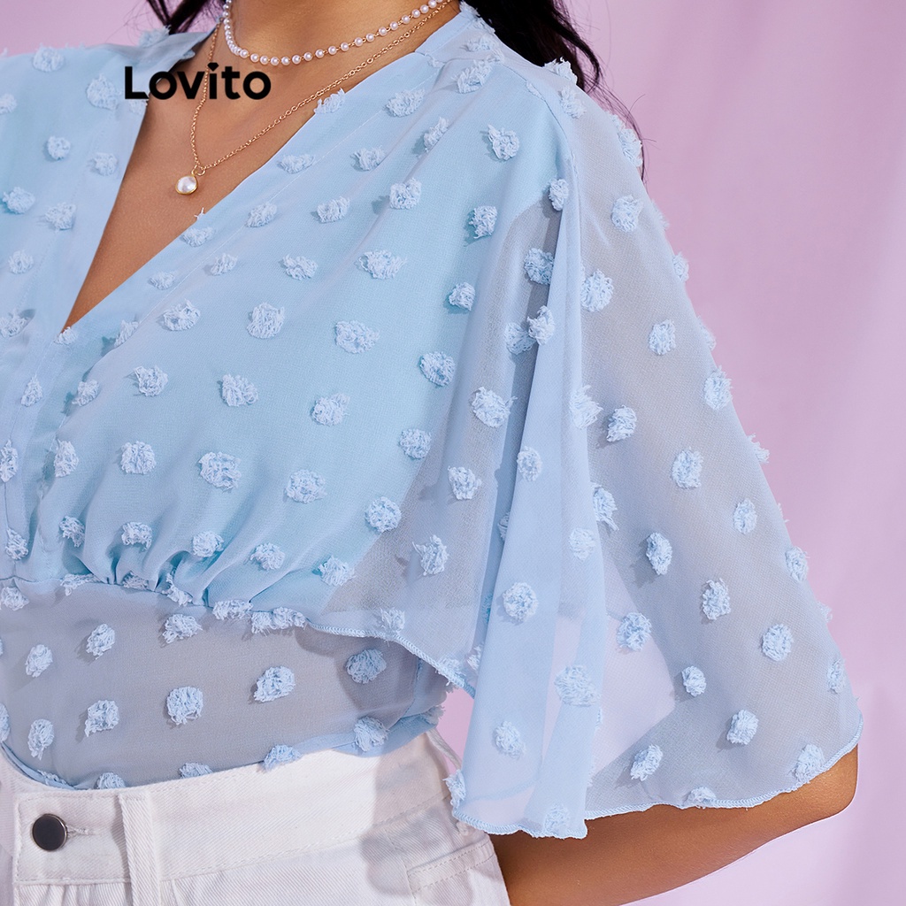 Lovito STIPPLING WORLD bình thường Tay ngắn cổ chữ V Áo L28LE052 (Xanh Nhạt)