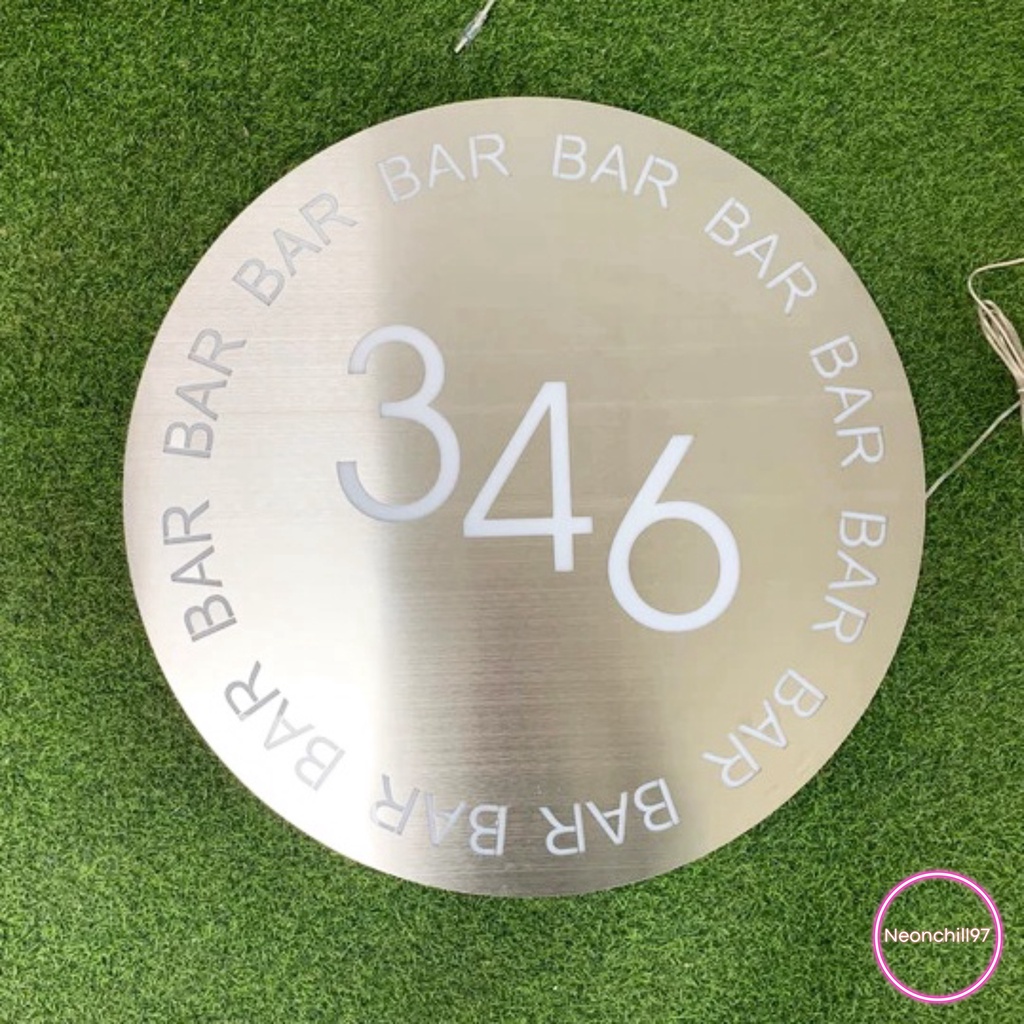 Đèn logo treo tường Neonchill97, Kích thước theo yêu cầu