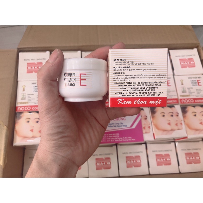Kem dưỡng ẩm Vitamin E Naco 45g