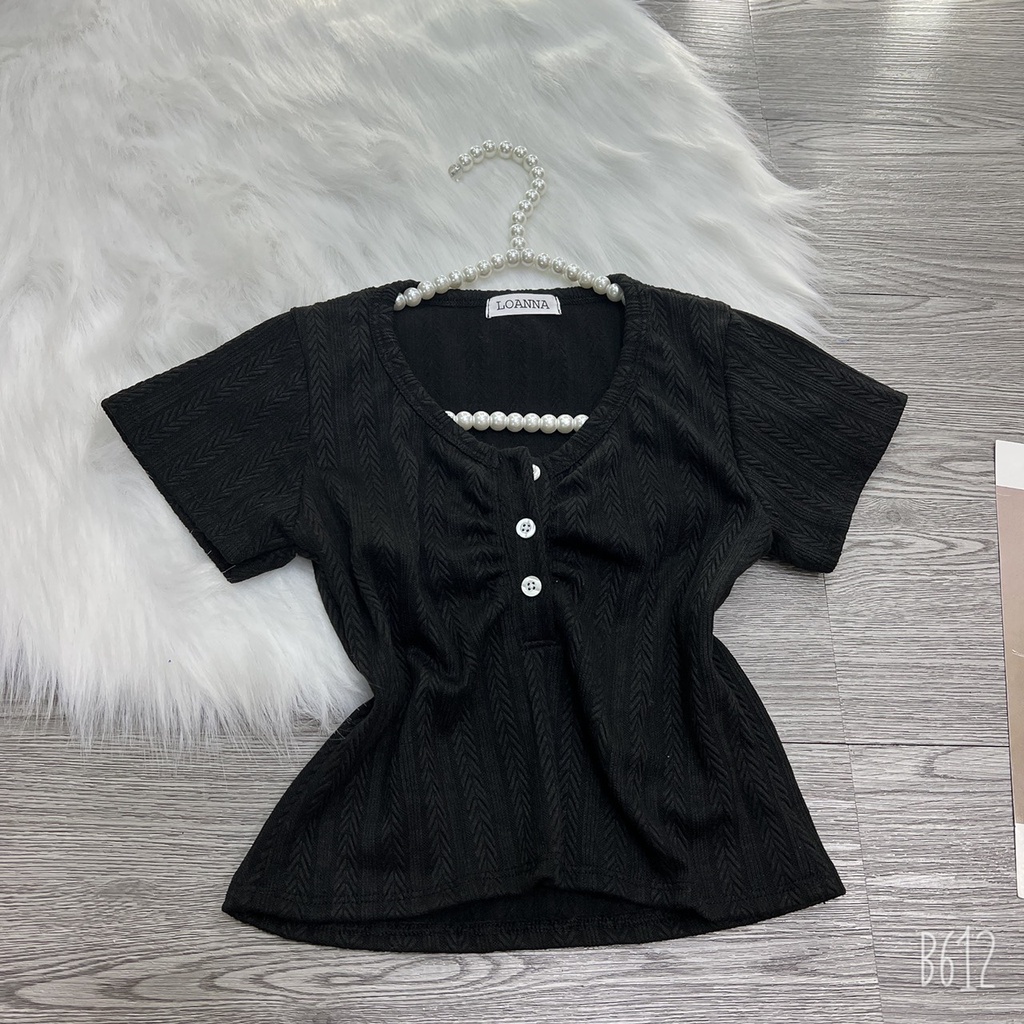 Áo thun CROPTOP body tay ngắn phối cúc gân xương cá