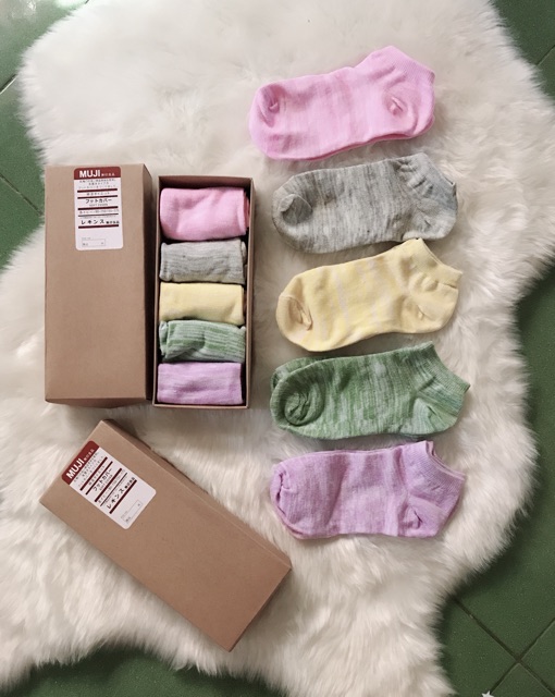 Set 5 đôi tất nữ Muji freesize (xuất Nhật)