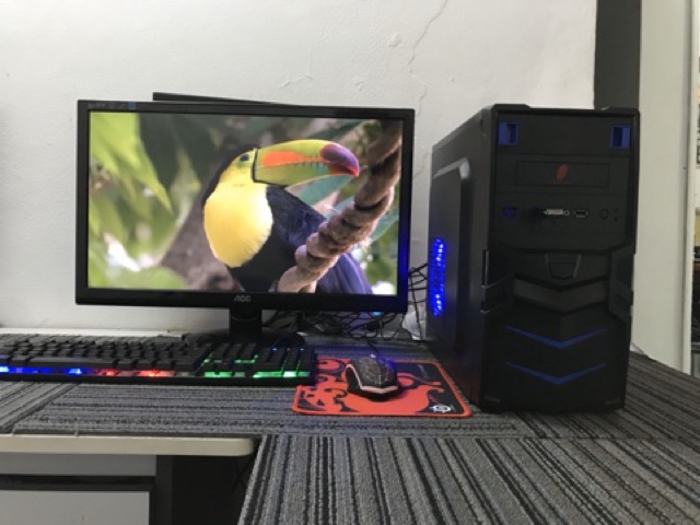 Máy tính bộ CPU intel core i5 2400, RAM 8GB,ổ cứng SSD 120GB, HDD 500GB và Màn hình 22 inch cũ. Tặng bàn phím chuột LED