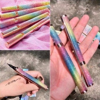 Kẻ mắt nước cầu vòng kim tuyến