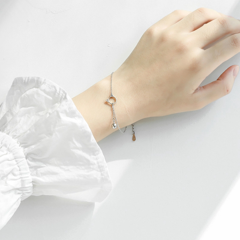 Cute Cat Face Alloy Bracelet For Women