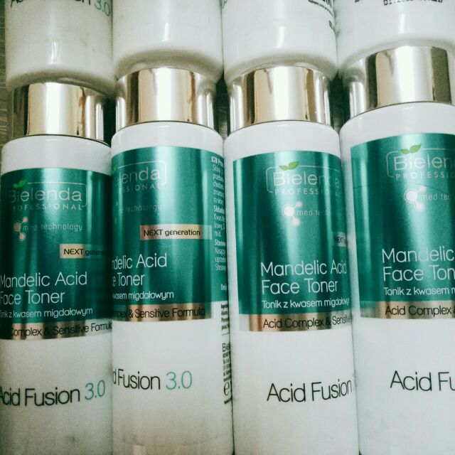 bielenda mandelic acid toner
