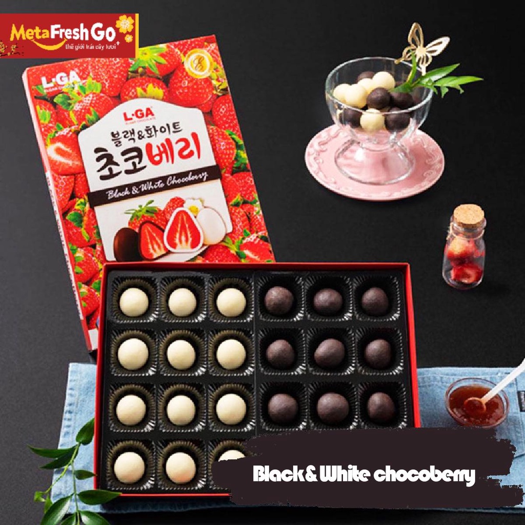 Kẹo Dâu Bọc Socola Trắng, Đen - Black &amp; White Chocoberry Chứa Nhiều Cacao Và Ít Đường, Tốt Cho Sức Khỏe | Meta FreshGo