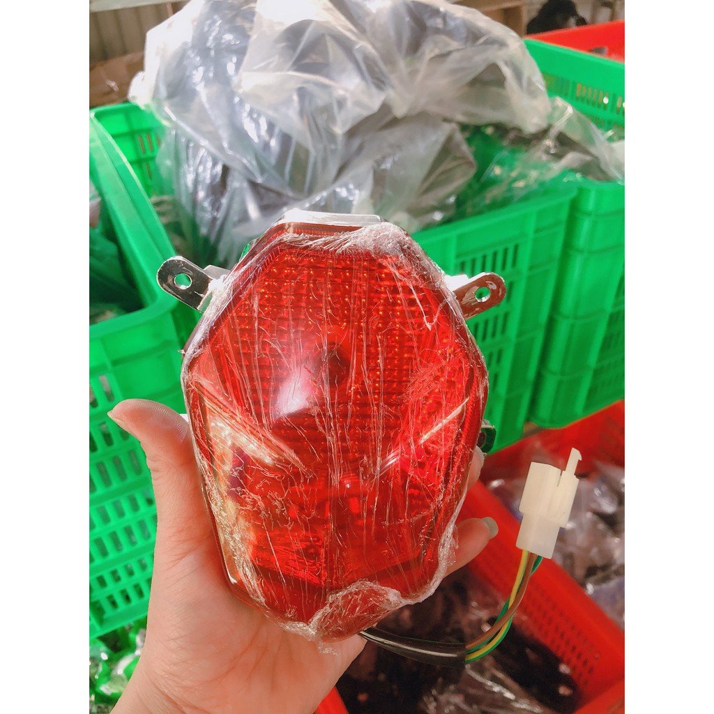 Đèn hậu xe điện Xmen