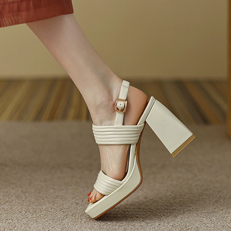 Giày cao gót IELGY phong cách retro Pháp cho nữ