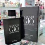 Nước hoa Acqua Di Giò Armani, hương thơm tinh khiết hiện đại, trẻ trung.