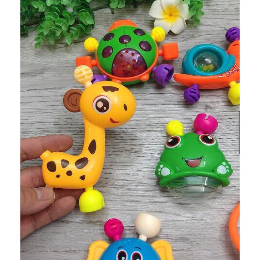 Bộ đồ chơi Xúc Sắc 10 món đa màu sắc cho bé yêu