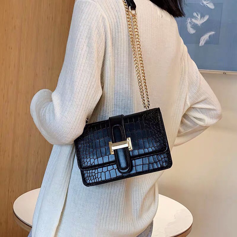 Túi Xách Nữ - Túi Đeo Chéo - Thiết Kế Tinh Tế Phối Dây Xích Chữ H Thời Trang  TX004